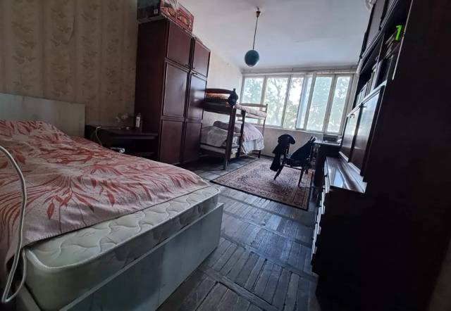 2 սենյականոց բնակարան Վարդանանց փողոցում, 70 ք.մ., 2 սանհանգույց, 3/9 հարկ, մասնակի վերանորոգում