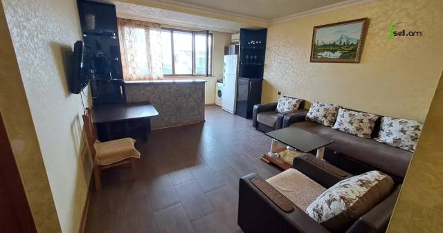 3 սենյականոց բնակարան Ամիրյան փողոցում, 72 քմ, 6/9 հարկ, կապիտալ վերանորոգված