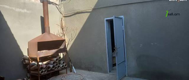 Մեկ հարկանի քարե տուն Ղուկասավանում, 2000 ք.մ., մեծ հողամաս, կապիտալ վերանորոգված