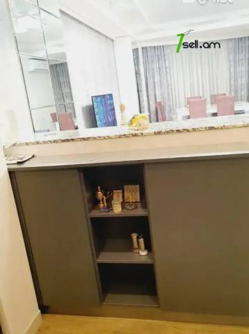 4 սենյականոց բնակարան նորակառույց շենքում, Ծիծեռնակաբերդի խճուղի, 105 ք.մ., 2 սանհանգույց