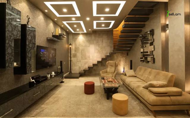 5 սենյականոց բնակարան Սայաթ-Նովայի պողոտայում, 150 քմ, 2/4 հարկ, 3+ սանհանգույց