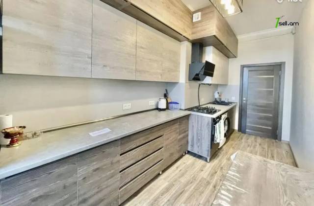 4 սենյականոց բնակարան նորակառույց շենքում Պարույր Սևակի փողոցում, 125 ք.մ., 9/16 հարկ