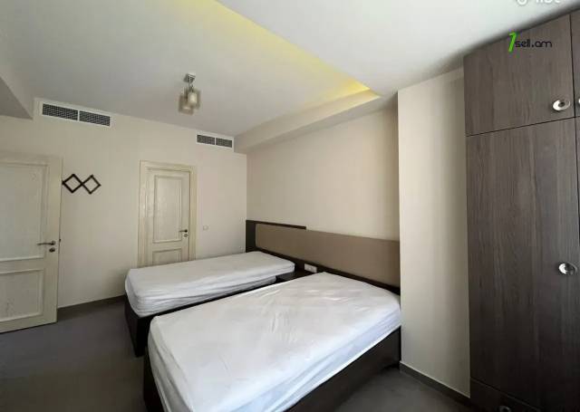 4 սենյականոց բնակարան նորակառույց շենքում Վերին Անտառային փողոցում, 176 ք.մ., 3+ սանհանգույց