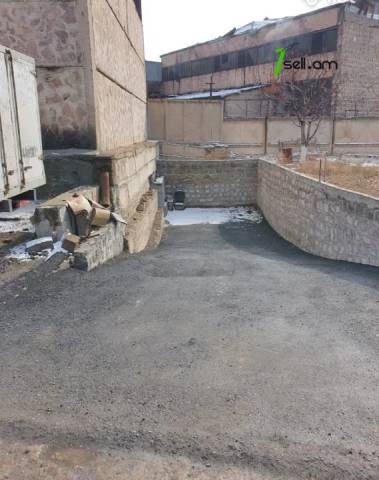 Արտադրական տարածք Արարատյան փողոցում Շենգավիթում, 1000 քմ