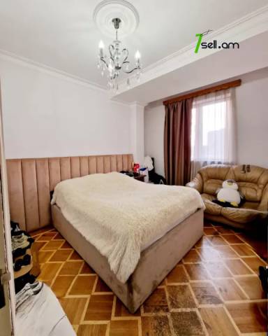 3 սենյականոց բնակարան Խորենացու փողոցում, 105 ք.մ., 2 սանհանգույց, 3/10 հարկ, կապիտալ վերանորոգված