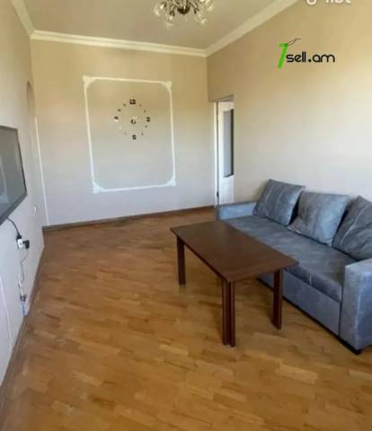 2 սենյականոց բնակարան, Tigran Mets Ave, 60 քմ, նախավերջին հարկ, բարձր առաստաղներ, եվրովերանորոգված