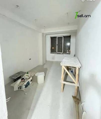 4 սենյականոց բնակարան նորակառույց շենքում Նիկողայոս Ադոնցի փողոցում, 105 ք.մ., 5/8 հարկ