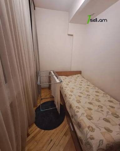 3 սենյականոց բնակարան Սայաթ-Նովայի պողոտայում, 70 ք.մ., 9/11 հարկ, կապիտալ վերանորոգված