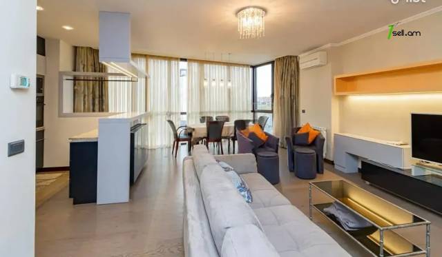 3 սենյականոց բնակարան նորակառույց շենքում Վազգեն Սարգսյանի փողոցում, 120 քմ, 6/10 հարկ