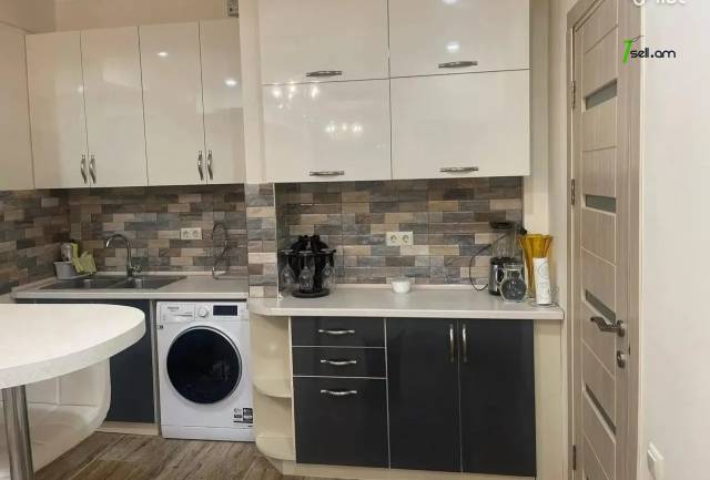 2 սենյականոց բնակարան նորակառույց շենքում Կոմիտասի պողոտայում, 64 քմ, 5/17 հարկ, բարձր առաստաղներ