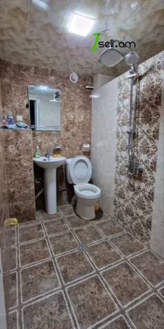 Երկու հարկանի քարե տուն Աջափնյակում, 350 ք.մ., 2 սանհանգույց, եվրովերանորոգված