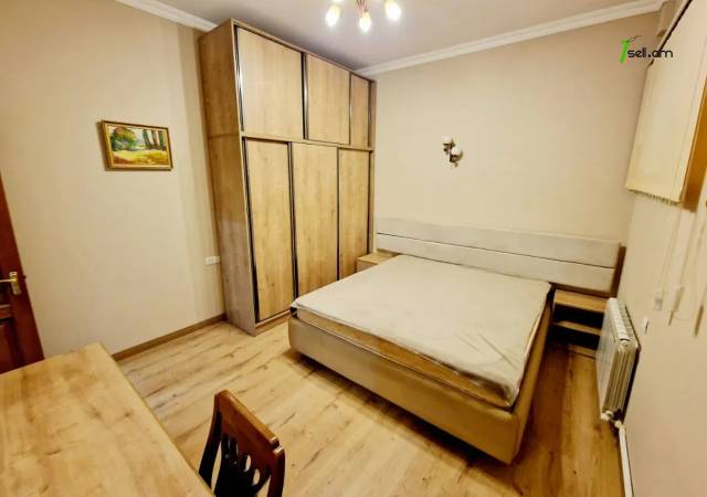 Մեկ հարկանի քարե տուն Սեվաստոպոլյան փողոցում Արաբկիրում, 450 քմ, 2 սանհանգույց, կապիտալ վերանորոգված