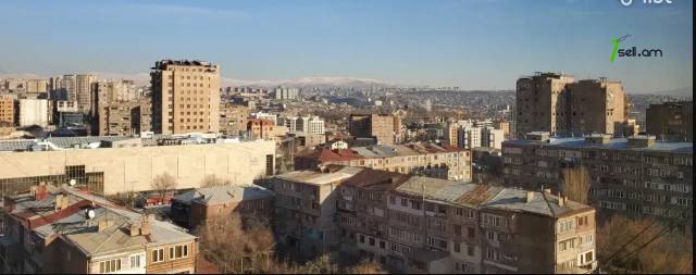 3 սենյականոց բնակարան Սունդուկյան փողոցում, 90 քմ, մի քանի պատշգամբ, կապիտալ վերանորոգված