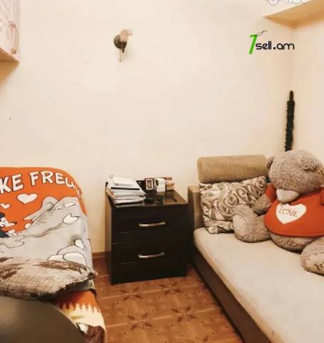 3 սենյականոց բնակարան Ռաֆայել Լեմկինի փողոցում, 71 քմ, 2/10 հարկ, եվրովերանորոգված