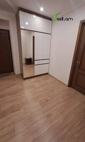 3 սենյականոց բնակարան Տերյան փողոցում, 90 քմ, 2/10 հարկ, 2 սանհանգույց, մի քանի պատշգամբ