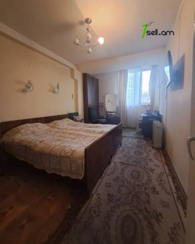 3 սենյականոց բնակարան, Մովսես Խորենացի փողոց 1-ին նրբանցք, 93 ք.մ., 2 սանհանգույց, 6/13 հարկ