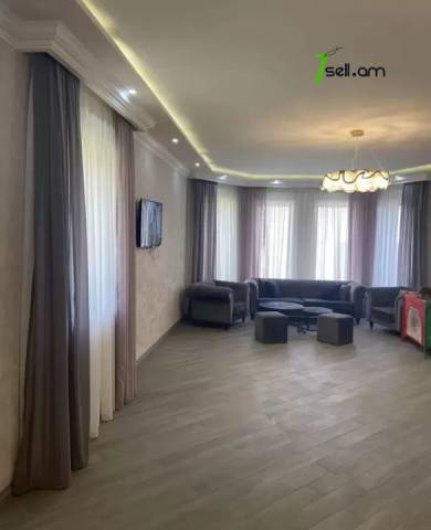 Երկու հարկանի տուն Ղափանցյան փողոցում Արաբկիրում, 500 ք.մ., 2 սանհանգույց