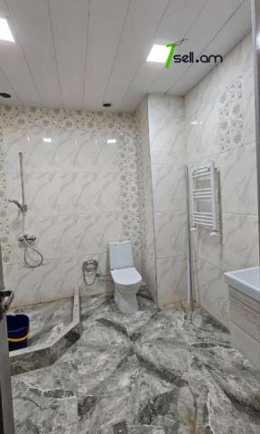 3 սենյականոց բնակարան նորակառույց շենքում Մուրացանի փողոցում, 76 քմ, բարձր առաստաղներ