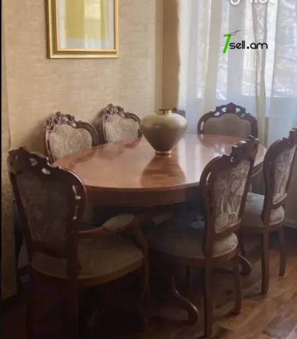 3 սենյականոց բնակարան Արցախի պողոտայում, 80 քմ, 2/5 հարկ, կապիտալ վերանորոգված, քարե շենք