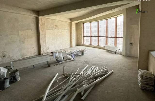 5 սենյականոց բնակարան նորակառույց շենքում Աբովյան փողոցում, 225 քմ, 6/14 հարկ, 3+ սանհանգույց