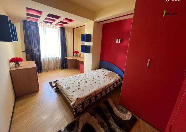 Ընդարձակ 5 սենյականոց բնակարան նորակառույց շենքում Հյուսիսային պողոտայում, 258 քմ, 5/8 հարկ