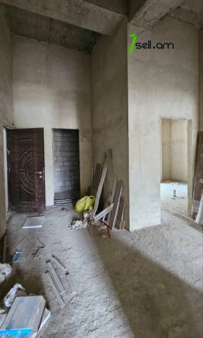 2 սենյականոց բնակարան նորակառույց շենքում Մուրացանի փողոցում, 77 քմ, բարձր առաստաղներ