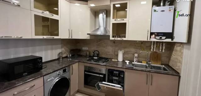 2 սենյականոց բնակարան նորակառույց շենքում Օրբելի եղբայրների փողոցում, 60 ք.մ., բարձր առաստաղներ
