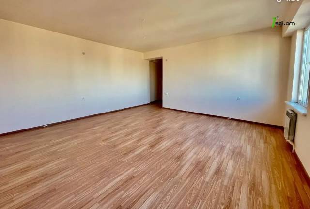 2 սենյականոց բնակարան նորակառույց շենքում Շինարարների փողոցում, 70 քմ, 11/14 հարկ