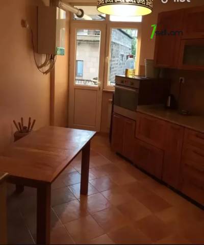 4 սենյականոց բնակարան նորակառույց շենքում Արաբկիրում, 92 ք.մ., 2 սանհանգույց, բարձր առաստաղներ