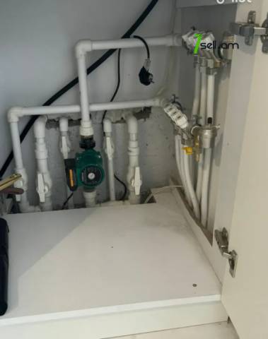 4 սենյականոց բնակարան Դրոյի փողոցում, 108 ք.մ., դիզայներական ոճով վերանորոգված, քարե շենք