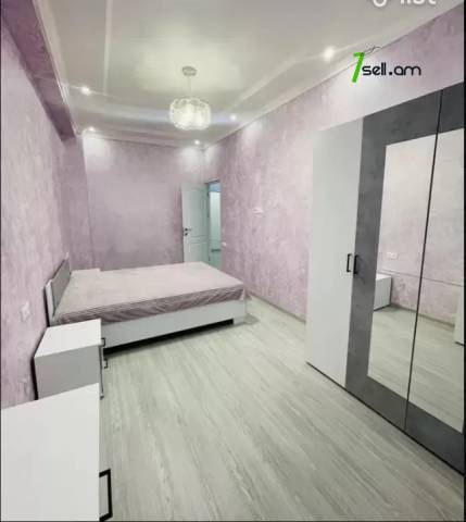 3 սենյականոց բնակարան նորակառույց շենքում Չեխովի փողոցում, 68 ք.մ., բարձր առաստաղներ, 1/12 հարկ