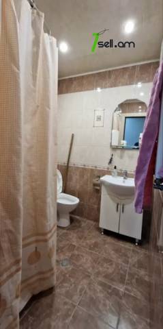 3 սենյականոց բնակարան Սայաթ-Նովայի պողոտայում, 90 ք.մ., 2 սանհանգույց, 6/10 հարկ, եվրովերանորոգված