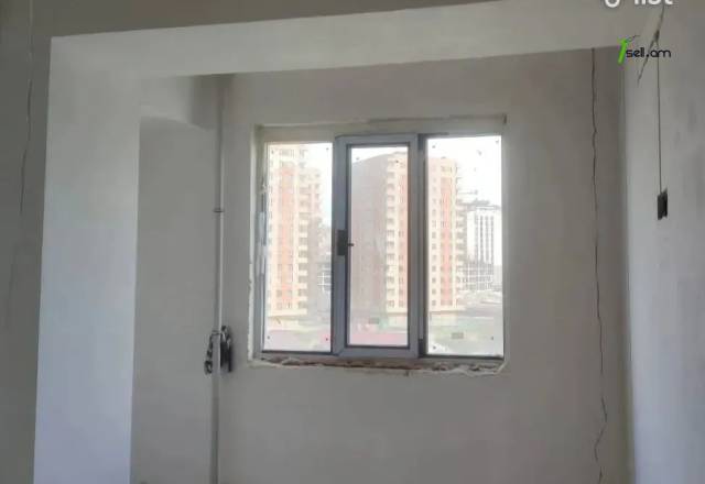 4 սենյականոց բնակարան նորակառույց շենքում Մալխասյանց փողոցում, 130 ք.մ., 6/14 հարկ, 2 սանհանգույց