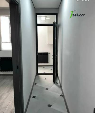 3 սենյականոց բնակարան, Նորաշեն թաղամաս, 80 քմ, 12/16 հարկ, 2 սանհանգույց, մի քանի պատշգամբ