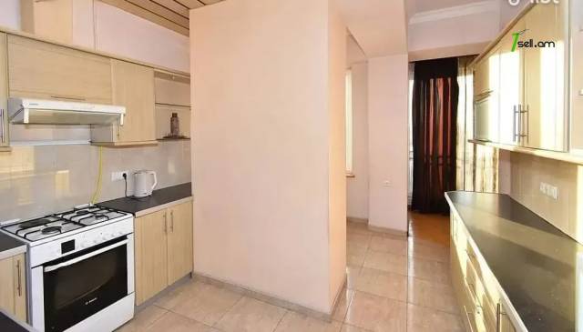 4 սենյականոց բնակարան նորակառույց շենքում Գյուլբենկյան փողոցում, 120 ք.մ., 2 սանհանգույց