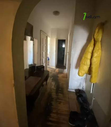 3 սենյականոց բնակարան Արաբկիրում, 87 ք.մ., 2 սանհանգույց, նախավերջին հարկ