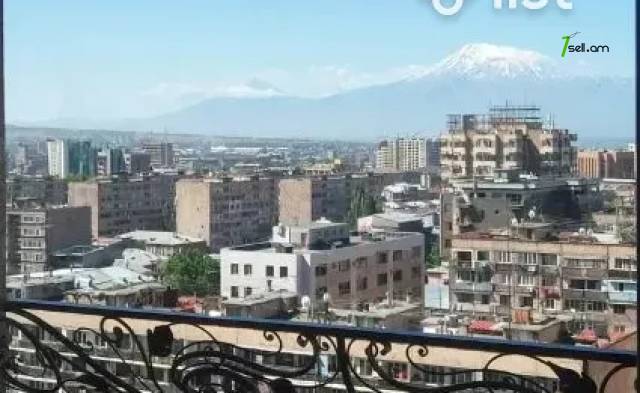 4 սենյականոց բնակարան նորակառույց շենքում Արամի փողոցում, 121 ք.մ., 2 սանհանգույց, բարձր առաստաղներ