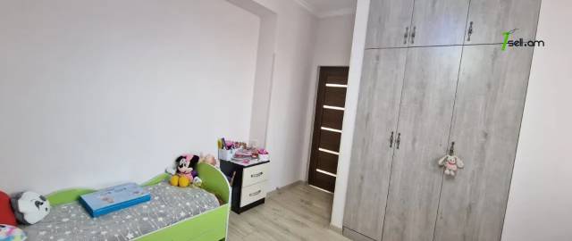 3 սենյականոց բնակարան նորակառույց շենքում Բագրևանդի փողոցում, 81 քմ, բարձր առաստաղներ