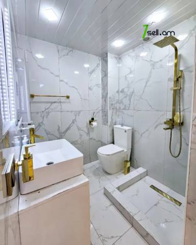 Երկու հարկանի տուն Մհեր Մկրտչյան փողոցում Ավանում, 580 ք.մ., 3+ սանհանգույց, կապիտալ վերանորոգված