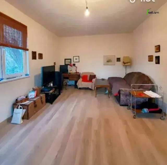 Երկու հարկանի քարե տուն Սարի Թաղ 3-րդ փողոցում Էրեբունիում, 131 քմ, 2 սանհանգույց