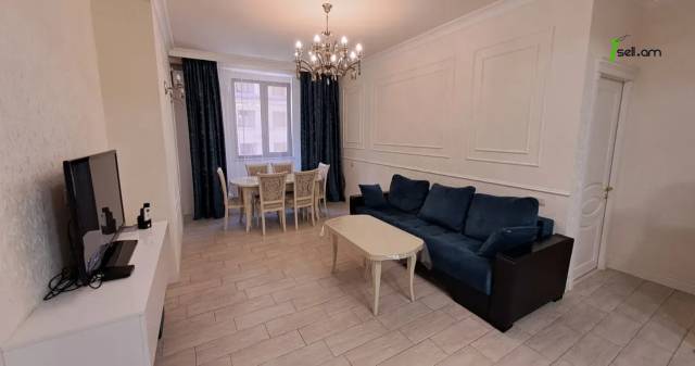 3 սենյականոց բնակարան նորակառույց շենքում Ամիրյան փողոցում, 80 ք.մ., 4/10 հարկ, 2 սանհանգույց