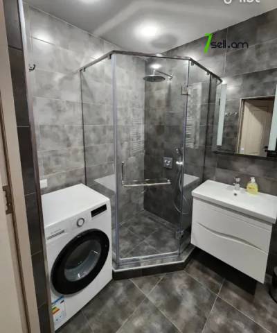 2 սենյականոց բնակարան նորակառույց շենքում Արամ Խաչատրյան փողոցում, 62 քմ, 9/11 հարկ