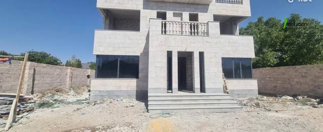 Երկու հարկանի տուն Ավանում, 240 ք.մ., 3+ սանհանգույց