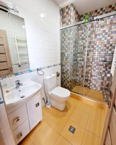 Երեք հարկանի քարե թաունհաուզ, Վահագնի Թաղամաս Աջափնյակում, 400 ք.մ., 3+ սանհանգույց