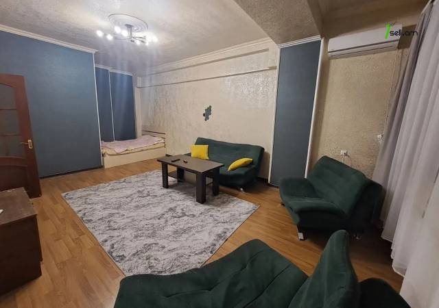 2 սենյականոց բնակարան Դերենիկ Դեմիրճյանի փողոցում, 45 ք.մ., 2 սանհանգույց, 3/9 հարկ