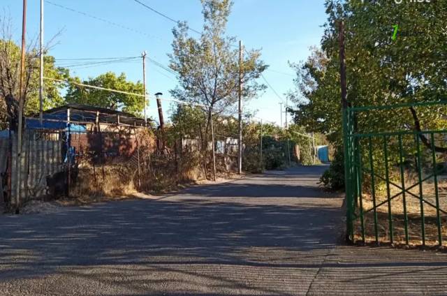 Հողատարածք հասարակական շինությունների համար Մառի փողոցում Նոր Նորքում, 180 ք.մ.