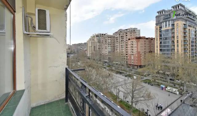 3 սենյականոց բնակարան Մեսրոպ Մաշտոցի պողոտայում, 73 քմ, եվրովերանորոգված