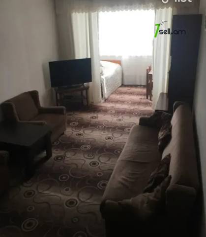 2 սենյականոց բնակարան Հայկ Գյուլիքևխյանի փողոցում, 52 քմ, կոսմետիկ վերանորոգում, քարե շենք