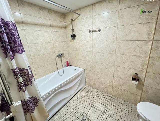 3 սենյականոց բնակարան նորակառույց շենքում Նիկողայոս Ադոնցի փողոցում, 82 քմ, 2/8 հարկ, 2 սանհանգույց