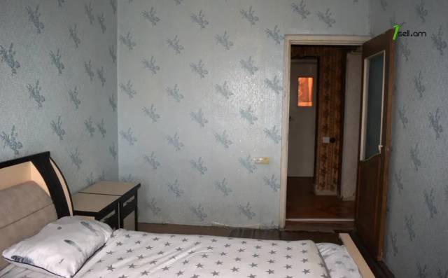 3 սենյականոց բնակարան, Արագած-2 թաղամաս, 77 քմ, 3/9 հարկ, կոսմետիկ վերանորոգում